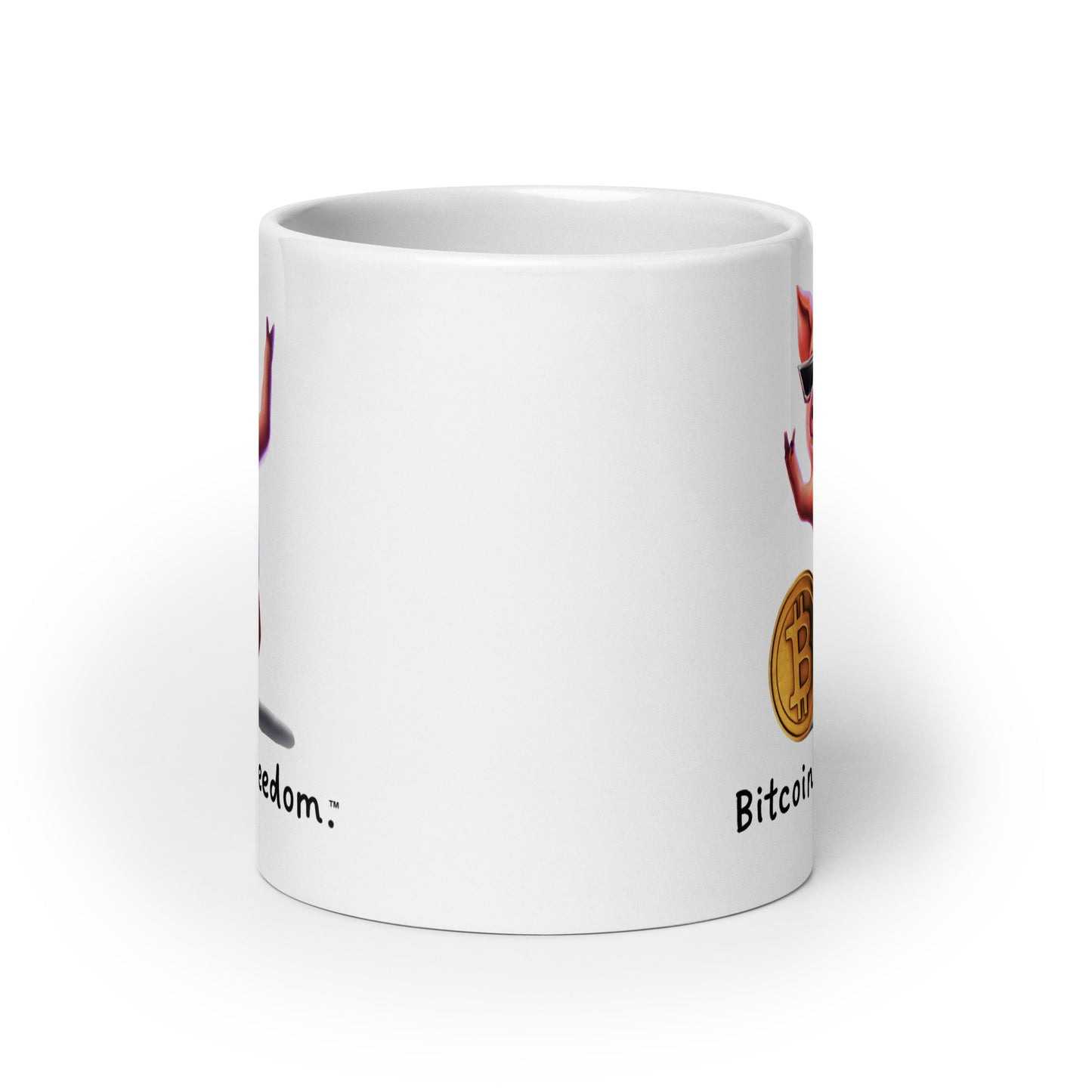 "Bitcoin is freedom" Happy Pig White Glossy Mug